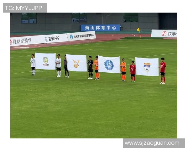 杭州足球队逆袭之路揭秘:从默默无闻到冠军赛的辉煌征程 杭州足球队逆袭之路揭秘:从默默无闻到冠军赛的辉煌征程