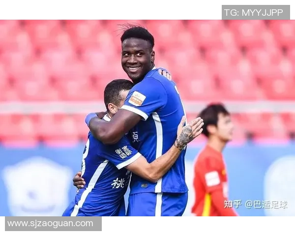 武汉足球队以85分领跑总决赛积分榜展现强大实力和夺冠希望