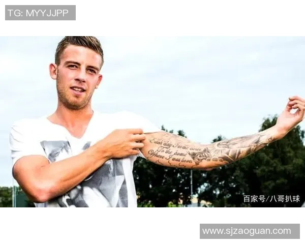 足球明星纹身图案背后的故事与深刻含义解析